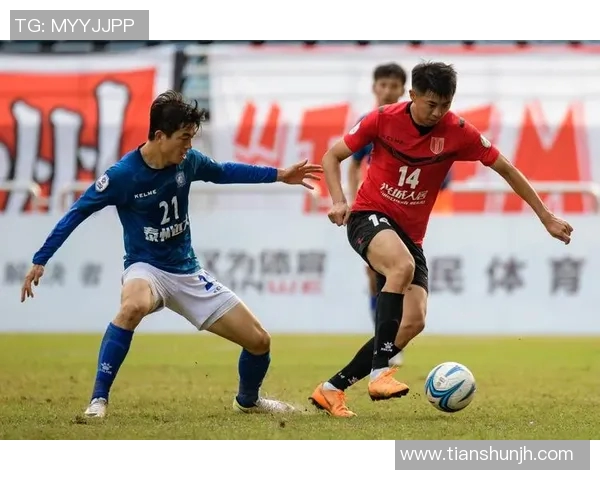 广州富力迎战泰州远大争夺中甲联赛关键三分之战